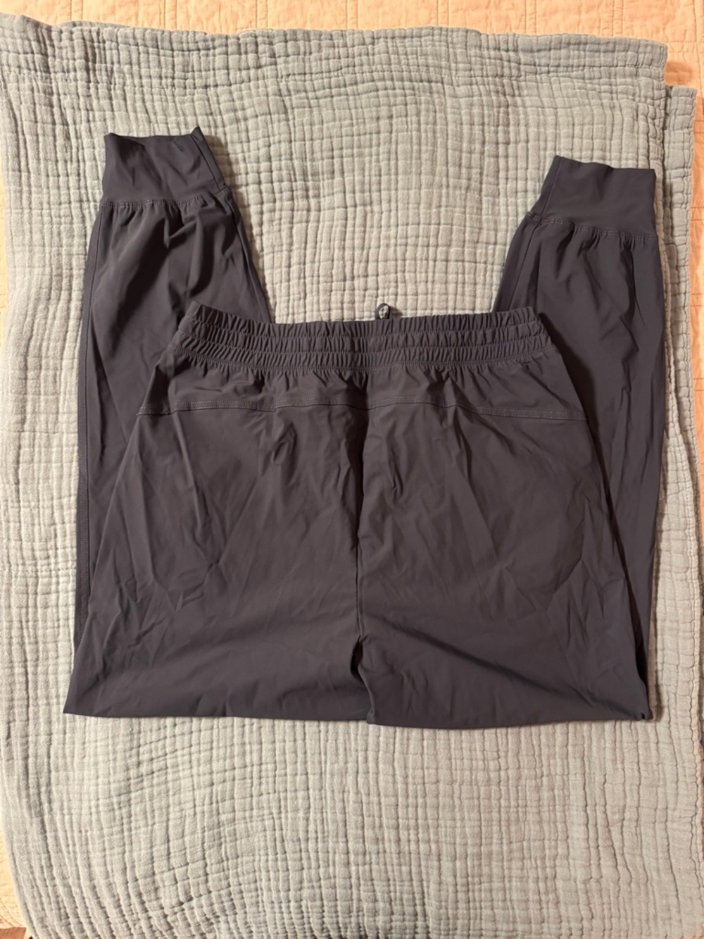Old Navy HIGH-WAISTED SLEEKTECH JOGGERS - Picture 13 of 13